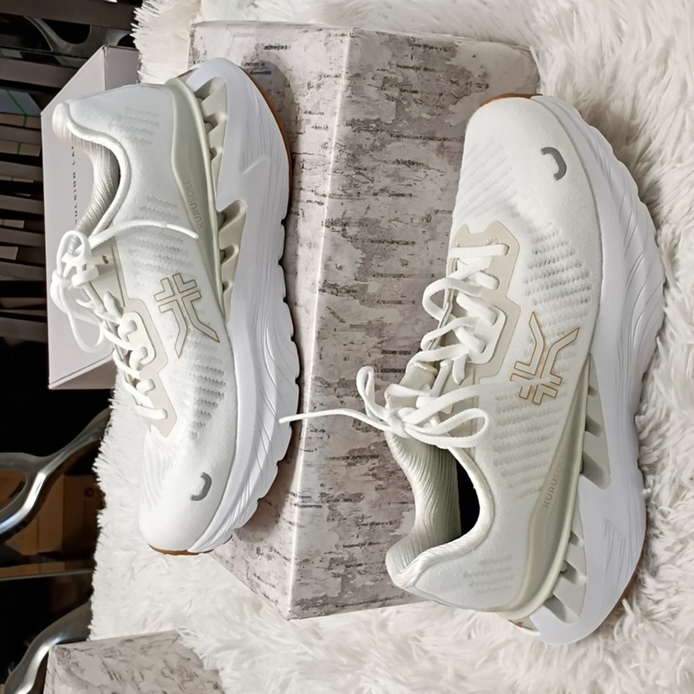 KURU Cloud+ Triple Max Ion White & Cream Running Plantar Fascitis Sneakers 9M